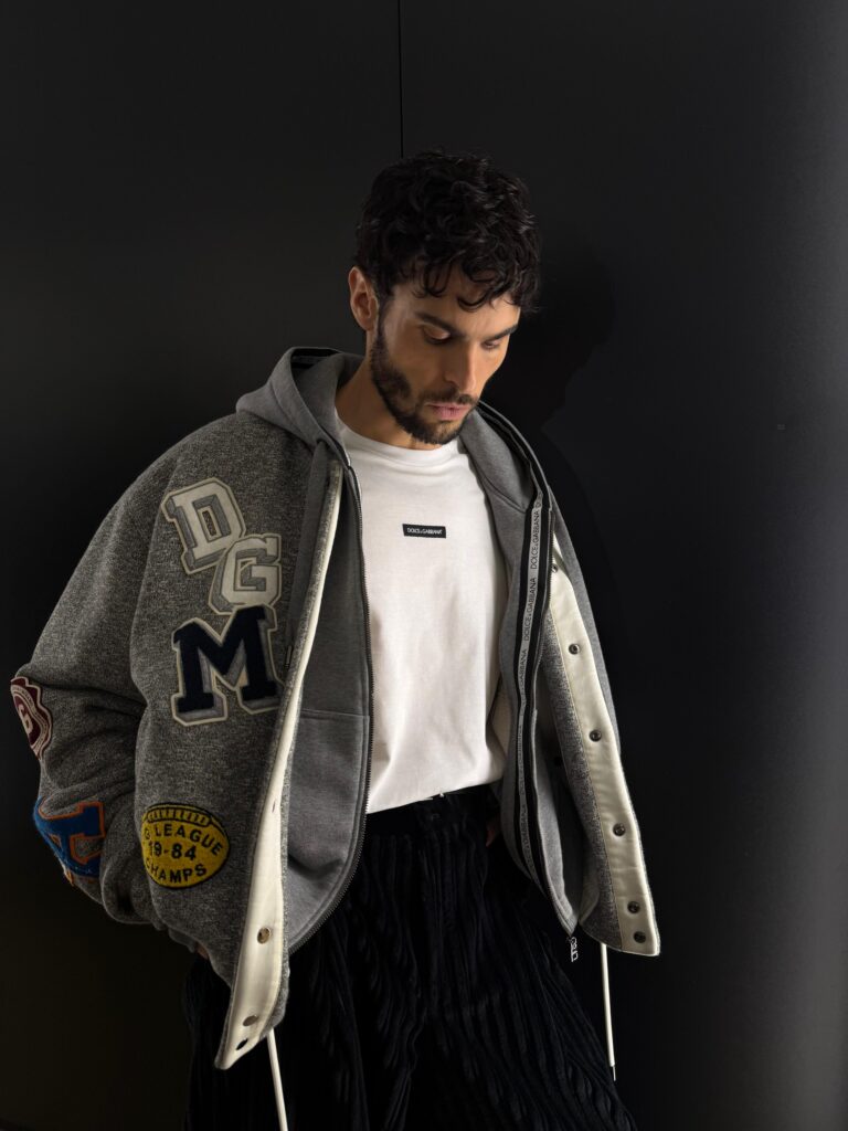 APM Monaco : Baptise Giabiconi fait sensation au défilé Dolce Gabana de la Fashion Week de Milan