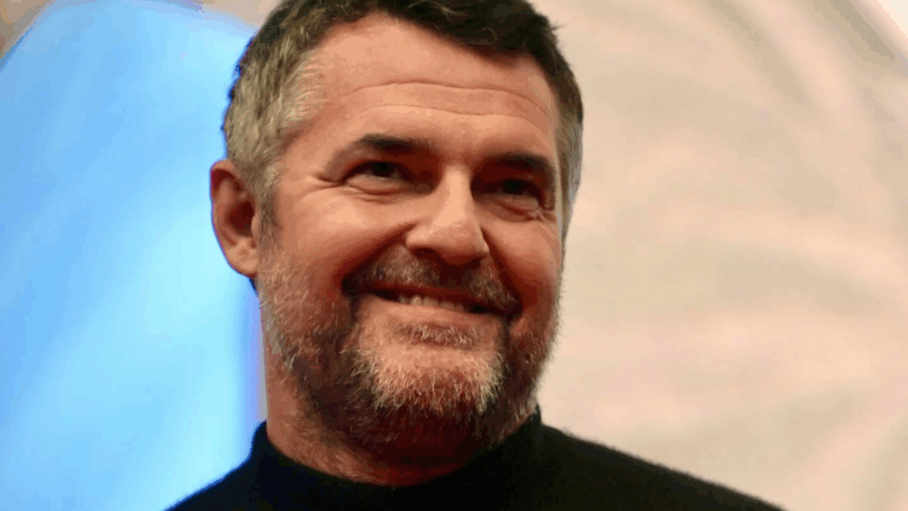 Arnaud Ducret : il dit tout sur ses talent de pole dancer