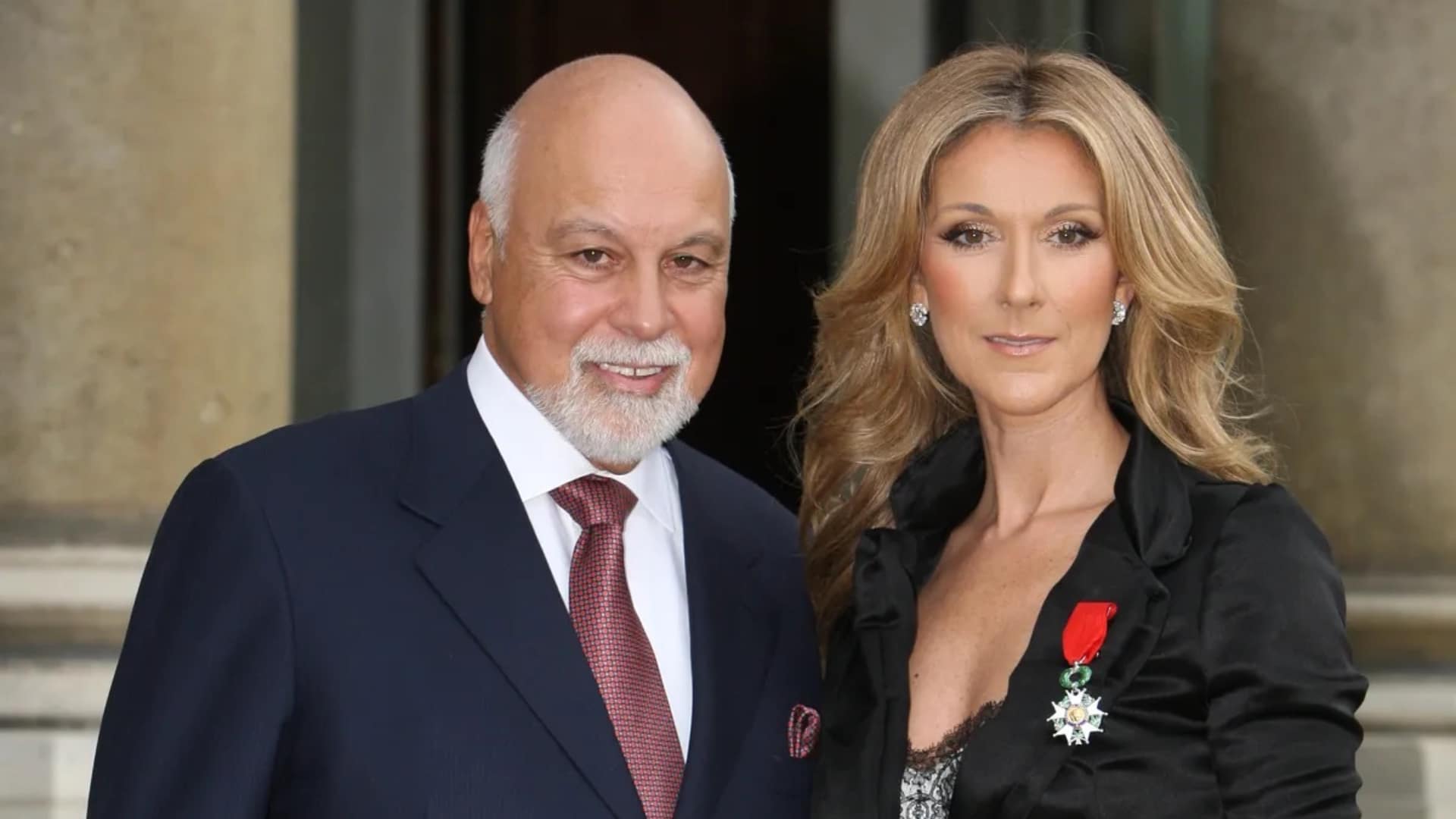 Céline Dion : son ex-producteur aborde l’emprise de son mari René Angélil et son contrôle sur la star