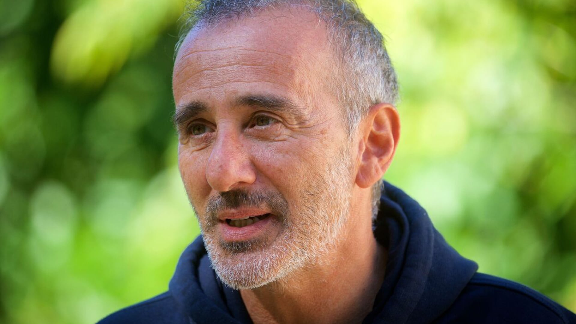 À 62 ans, Elie Semoun se confie comme rarement sur sa nouvelle parternité