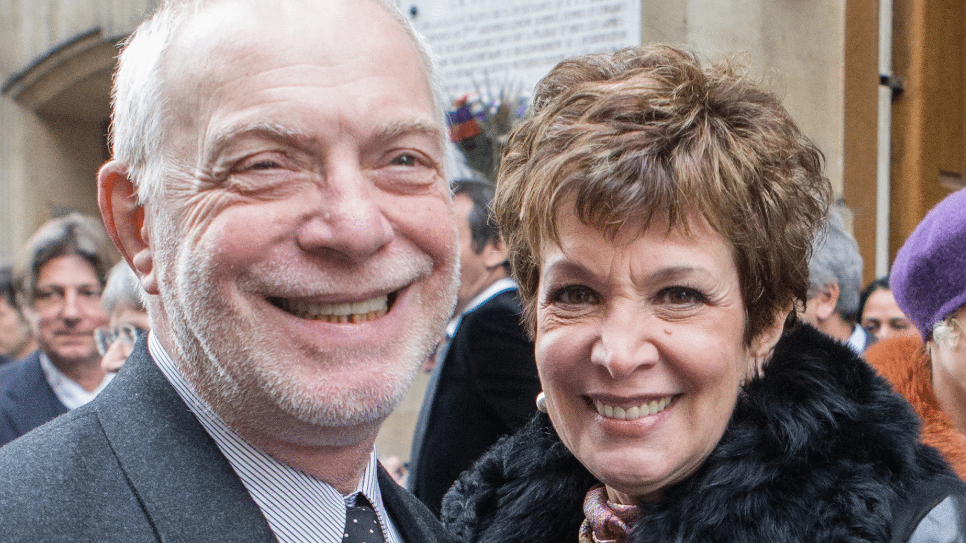 Catherine Laborde : son ancienne aide-soignante porte plainte contre son mari Thomas Stern