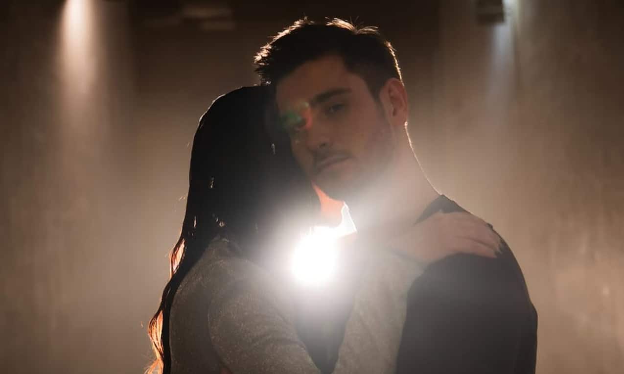 Julien Lieb (Star Academy) dévoile un duo inattendu avec une artiste internationale