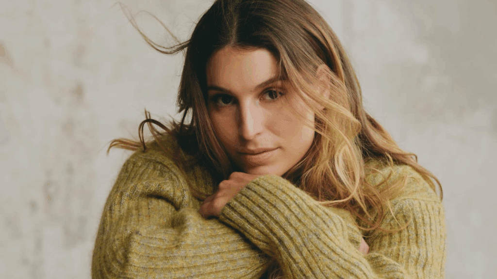 Laury Thilleman : l’ex-Miss France se confie sur une période sombre avec son ex compagnon