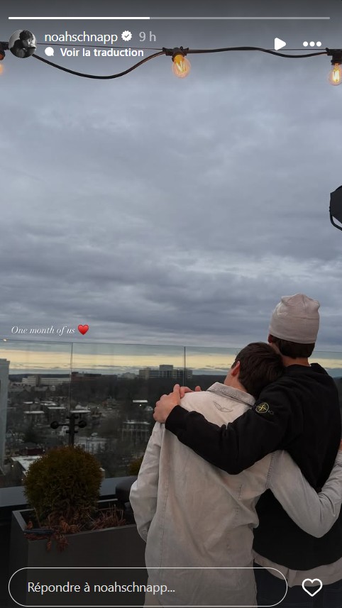 Noah Schnapp : il officialise son couple avec une belle photo