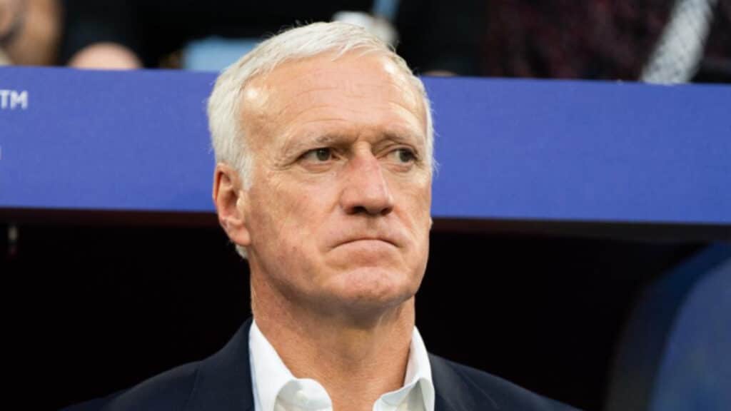 Didier Deschamps en deuil : les Bleus derrière lui après le décès de sa mère en plein Mondial