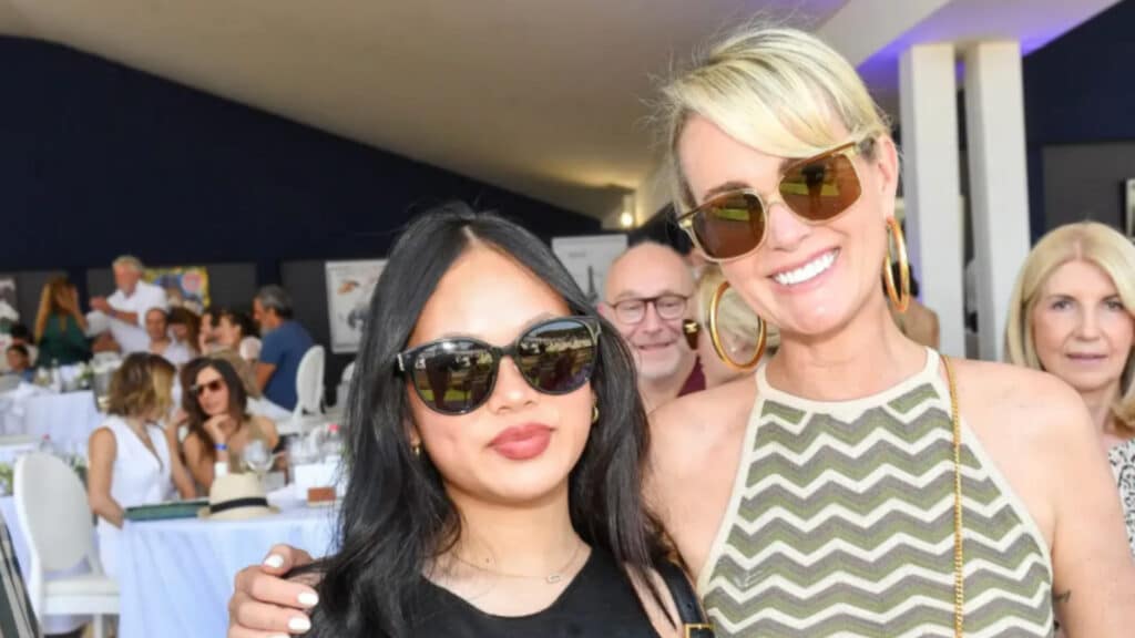 Laeticia Hallyday : elle adresse un beau message à sa fille Joy, tout juste diplômée