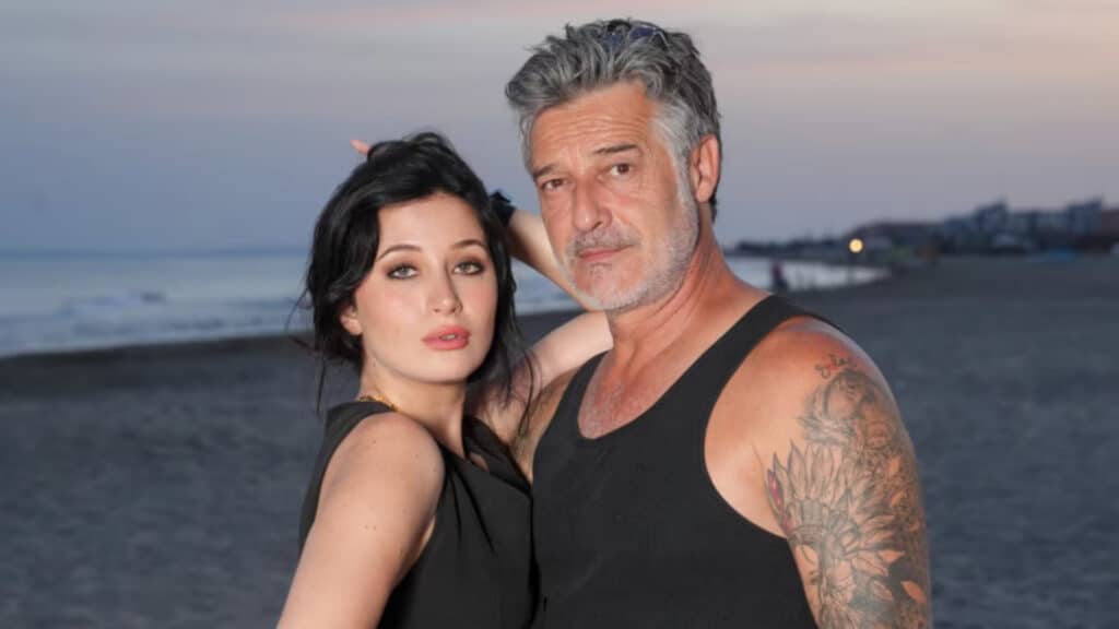 Ici tout commence : accusé de violences, Stéphane Blancafort conteste et porte plainte contre Catherine Davydzenka